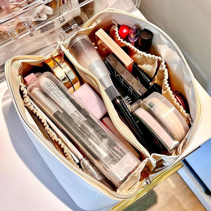 Bolsa de cosméticos de viagem - Image 6